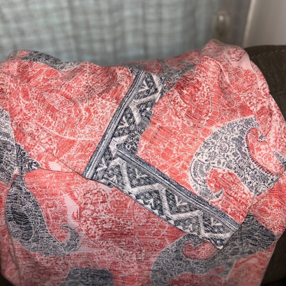 Sweater - Picture 7 of 10